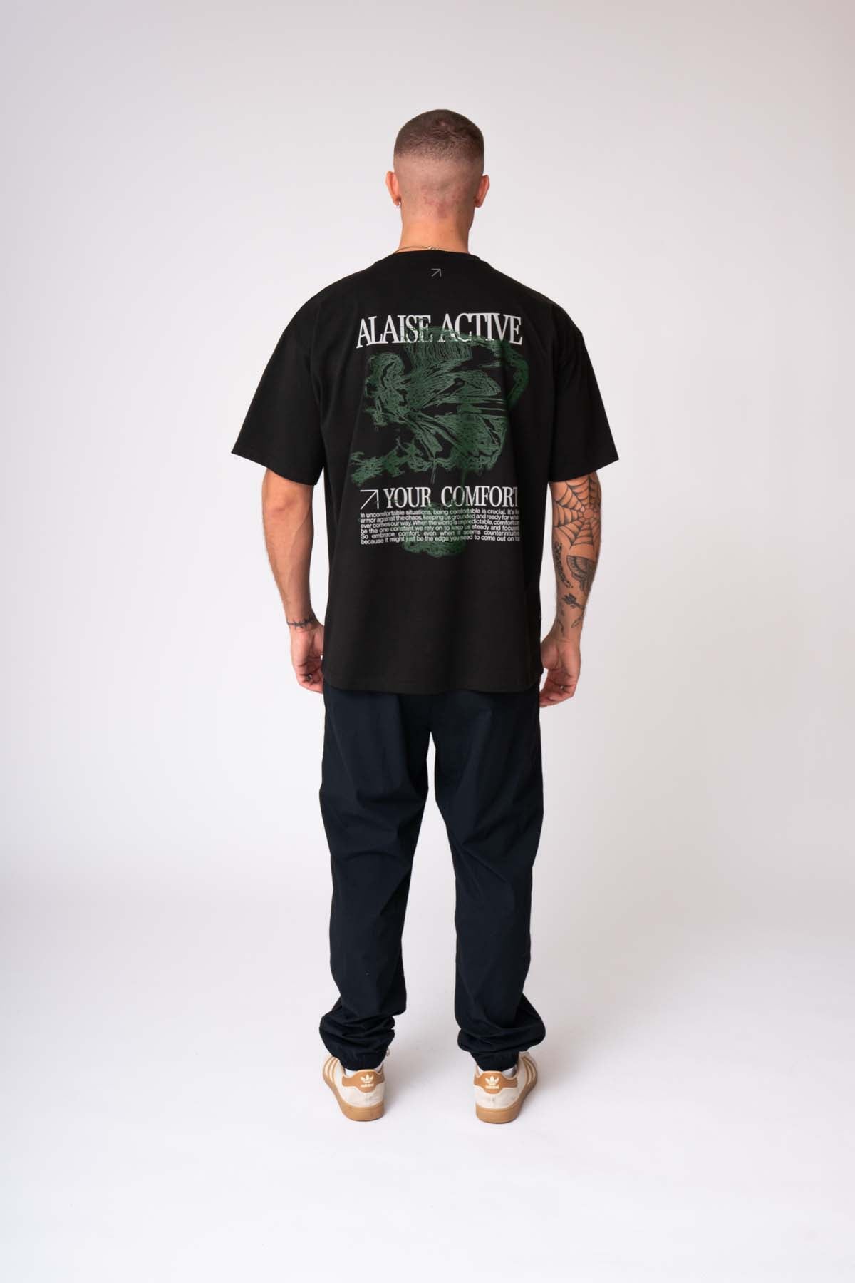 Alaise Graphic Box Fit Tee - Black
