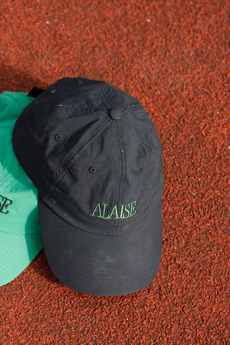 Lightweight Cap in Black
