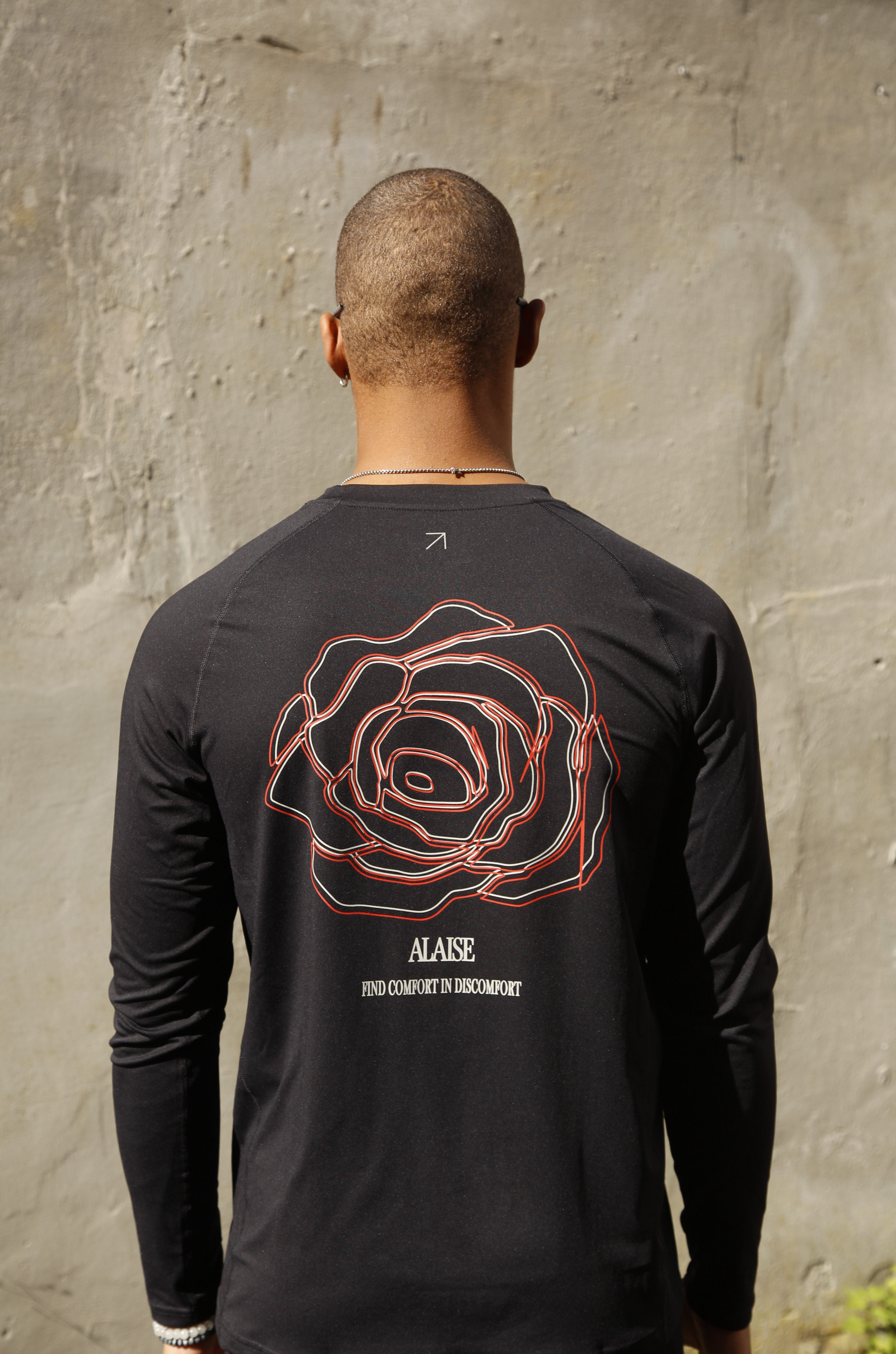Graphic Active Long Sleeve in Black