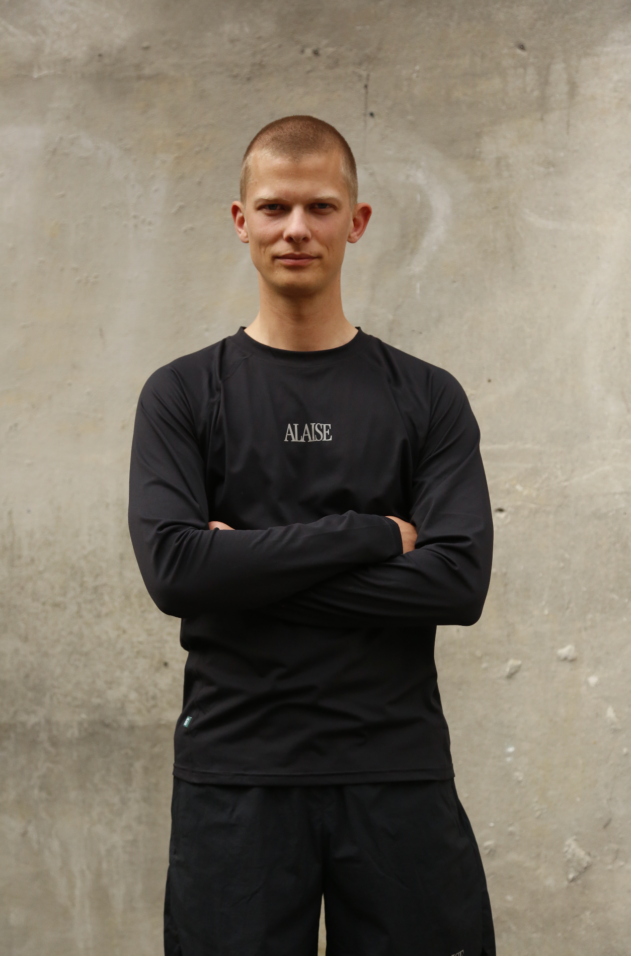 Active Long Sleeve in Black