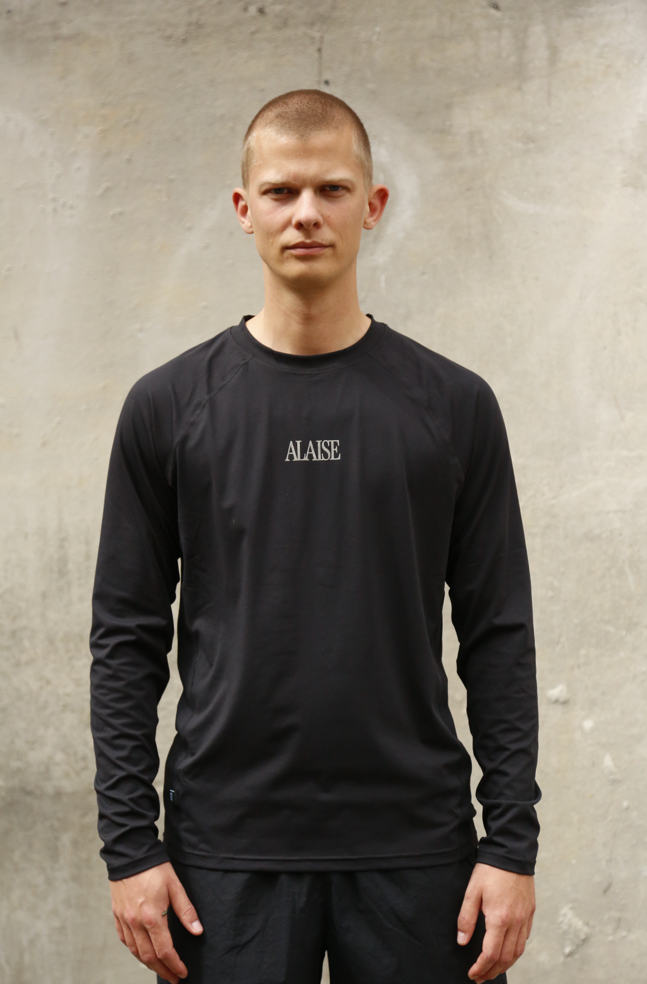Active Long Sleeve in Black