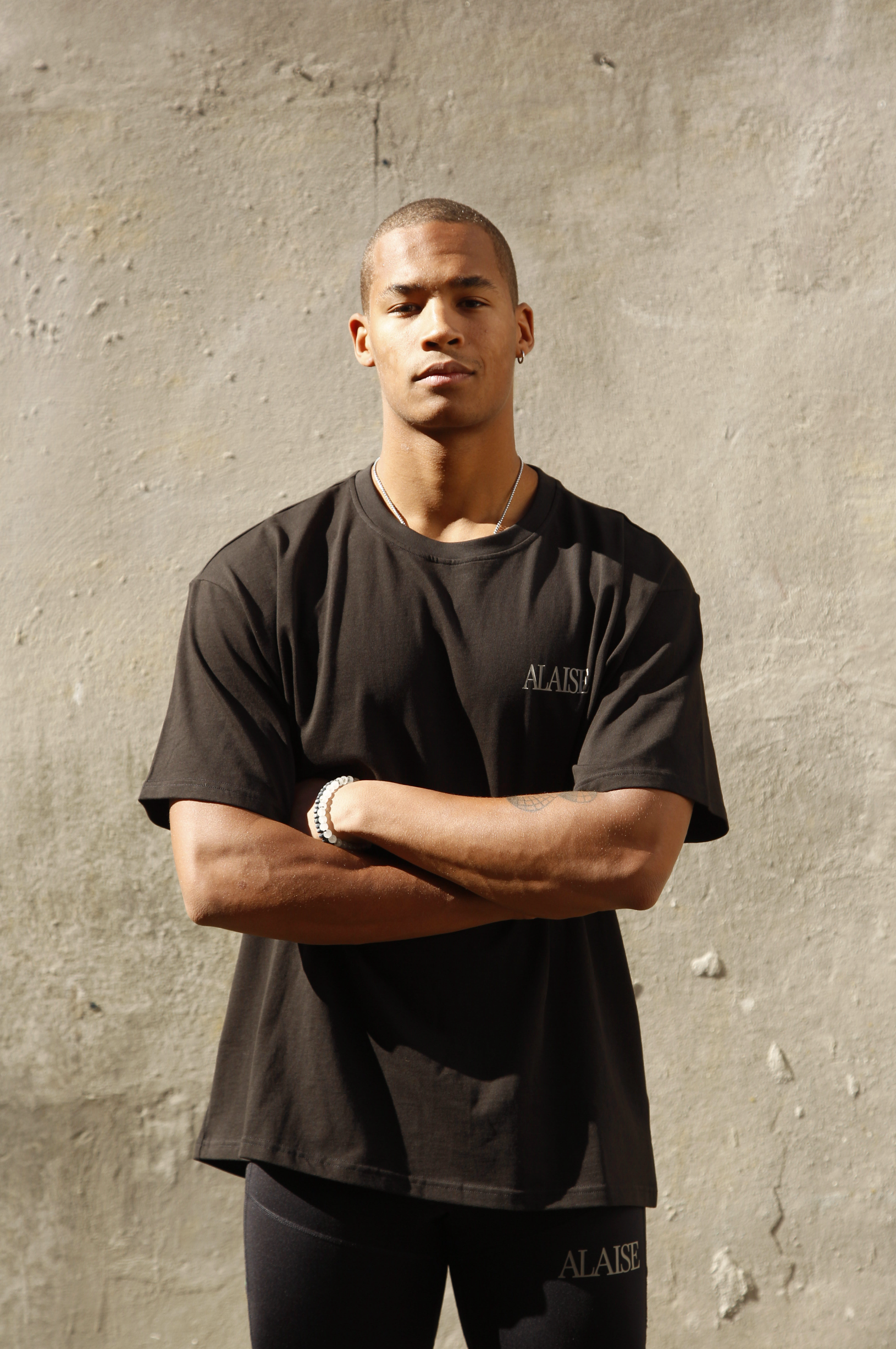 Rose Graphic Box Fit Tee in Black