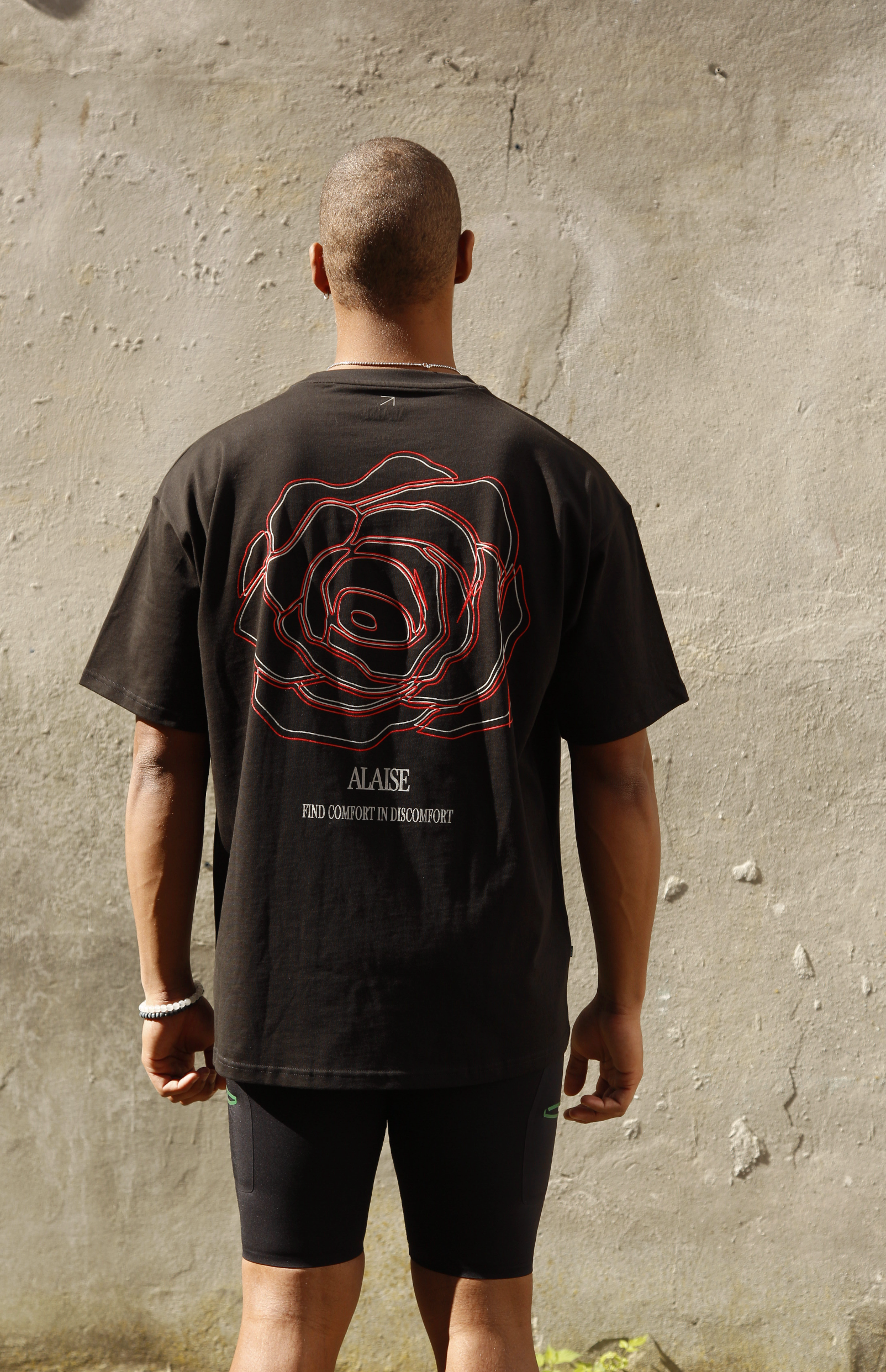 Rose Graphic Box Fit Tee in Black