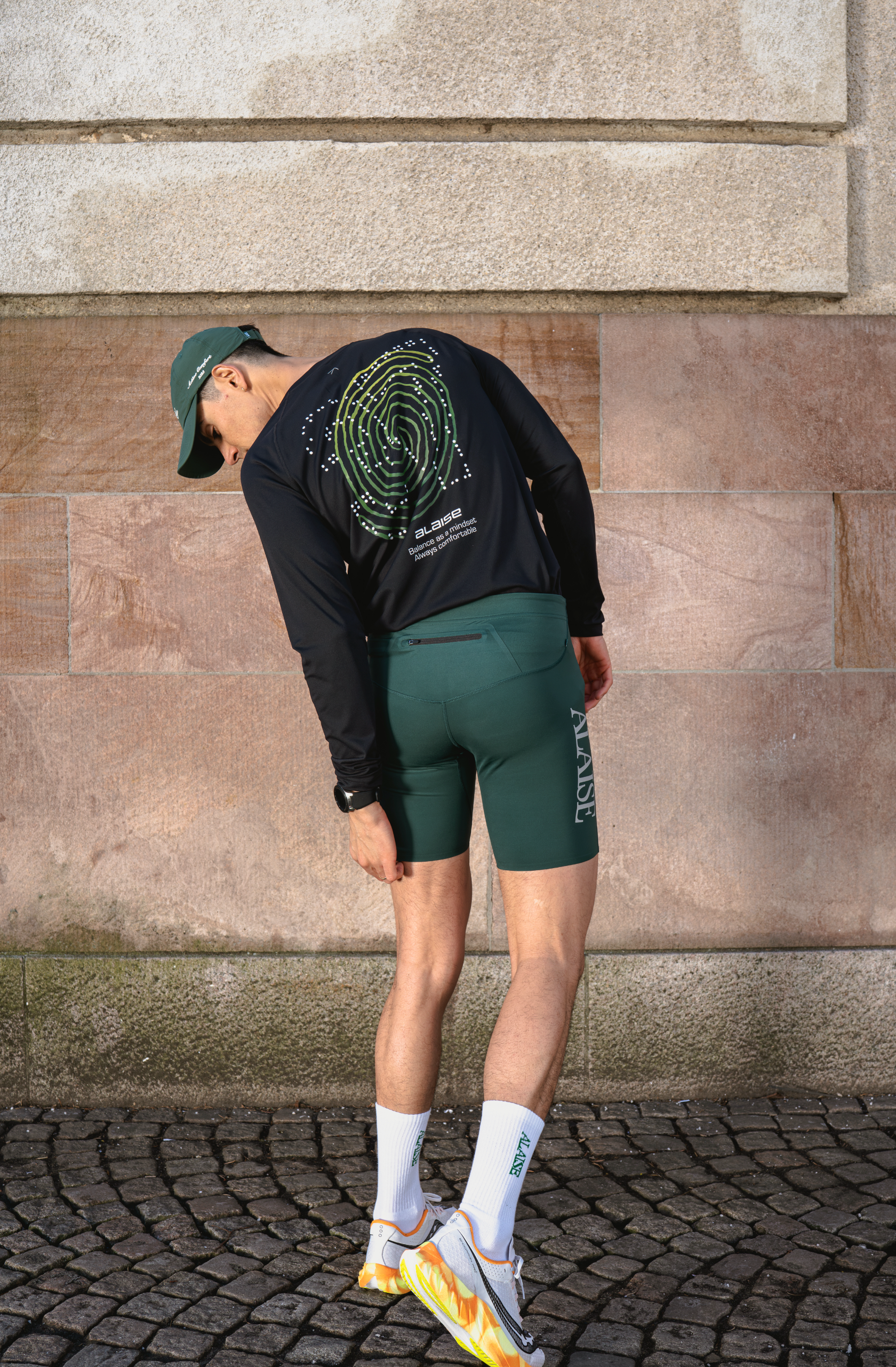 Graphic 37 II Running Long Sleeve - Black
