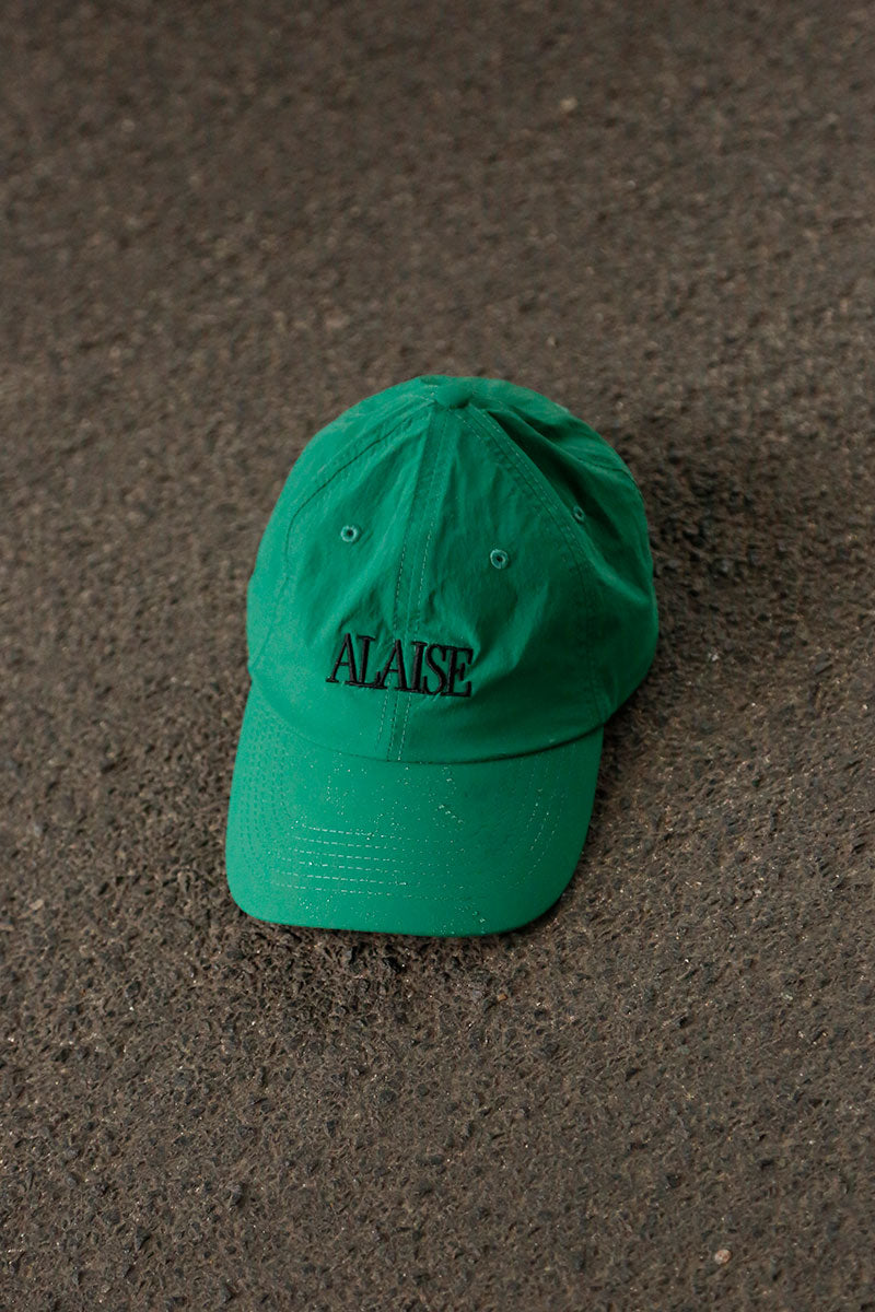 Lightweight Cap in Green